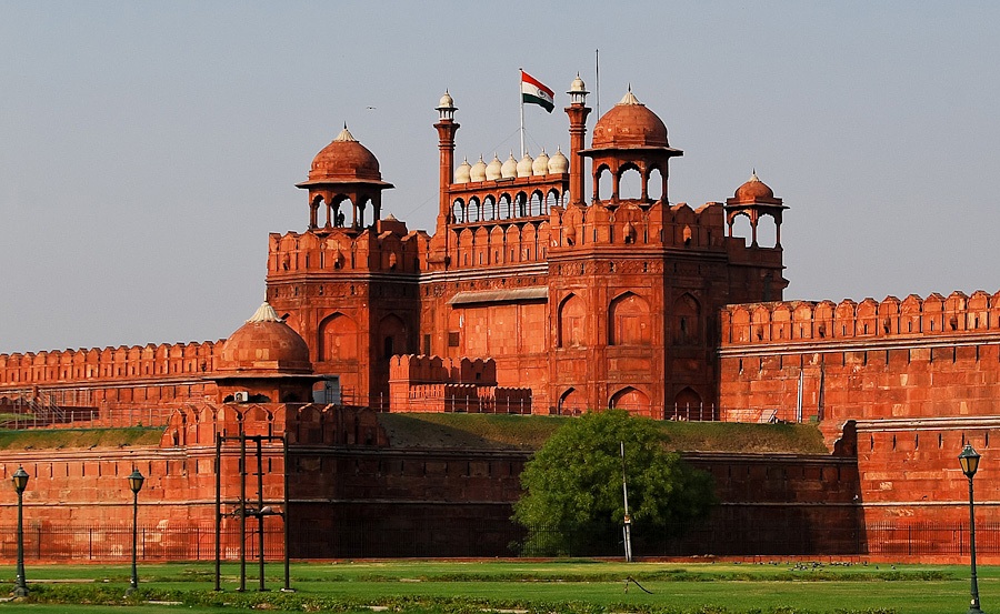 Red Fort in Hindi 